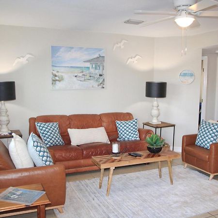 Naples Park Oasis - Cozy Two Bedroom Apartment Buitenkant foto