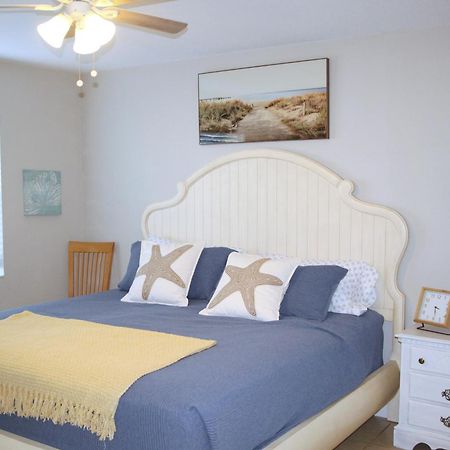 Naples Park Oasis - Cozy Two Bedroom Apartment Buitenkant foto