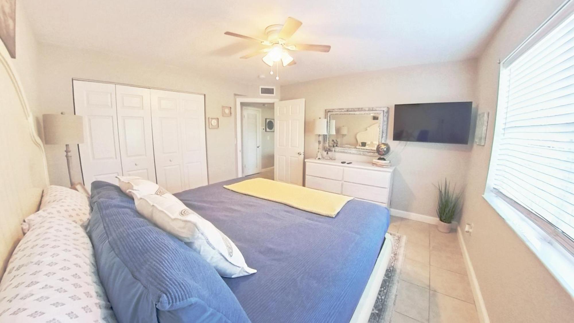 Naples Park Oasis - Cozy Two Bedroom Apartment Buitenkant foto